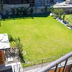 La Maison Du Sucre Bed and breakfast 4*