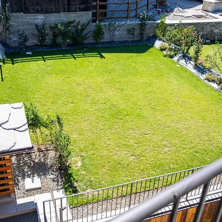 La Maison Du Sucre לינה וארוחת בוקר 4*