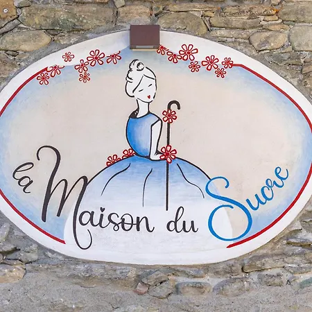 La Maison Du Sucre לינה וארוחת בוקר 4*